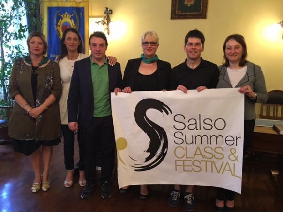 Salso Summer Class & Festival: Anno 2016 - Conferenza stampa, foto di gruppo con l'Assessore Daniela Isetti, il Direttore Artistico de I Musici di Parma Maestro Carlo D’Alessandro Caprice, Elisabetta Pe de I Musici di Parma, l’Oboista dei Berliner Philarmoniker Christoph Hartmann